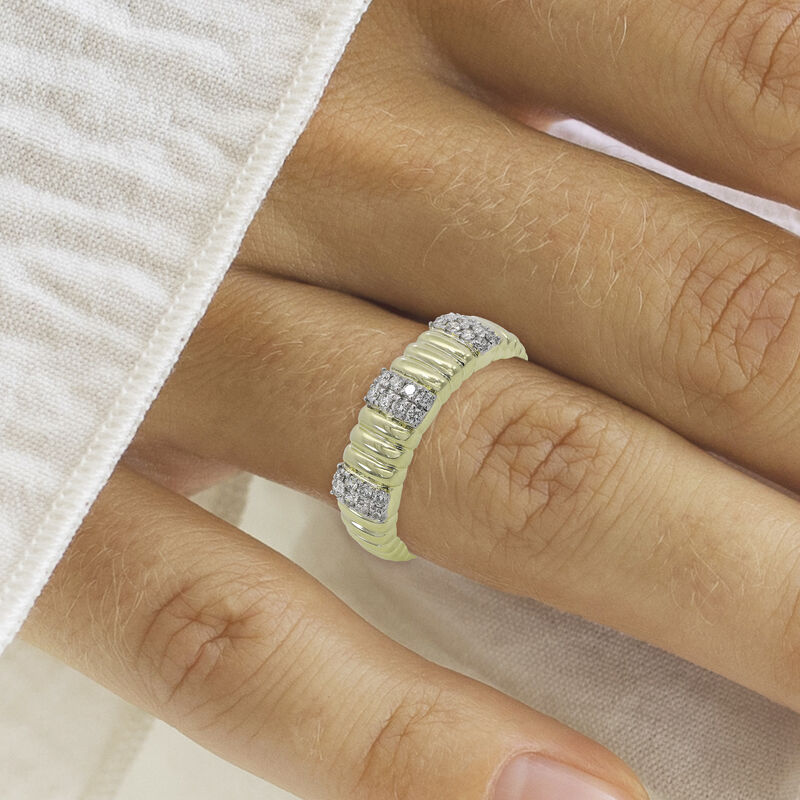 Diamond Fashion Ring in 10k Yellow Gold image number null